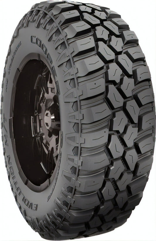 Cooper Evolution MT 295/70R18