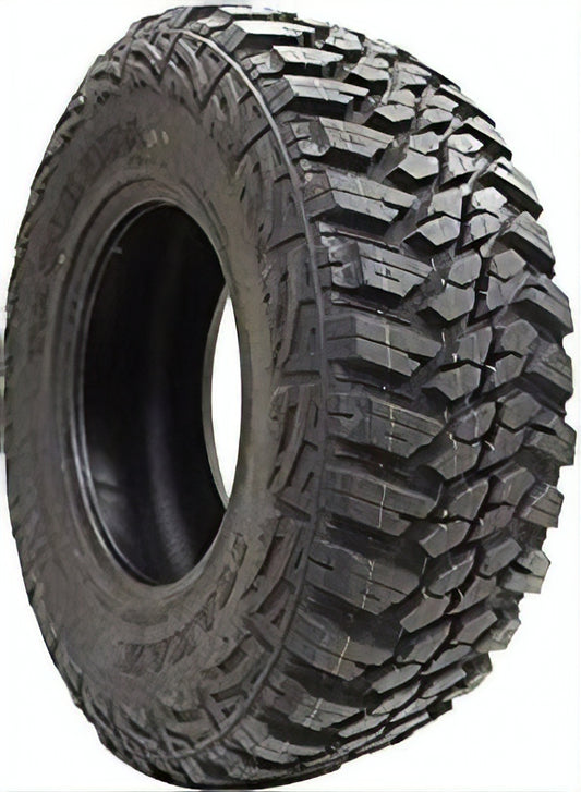Kanati Mud Hog MT 305/70R18