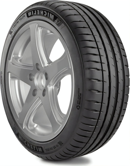 Michelin Pilot Sport 4 245/45R19