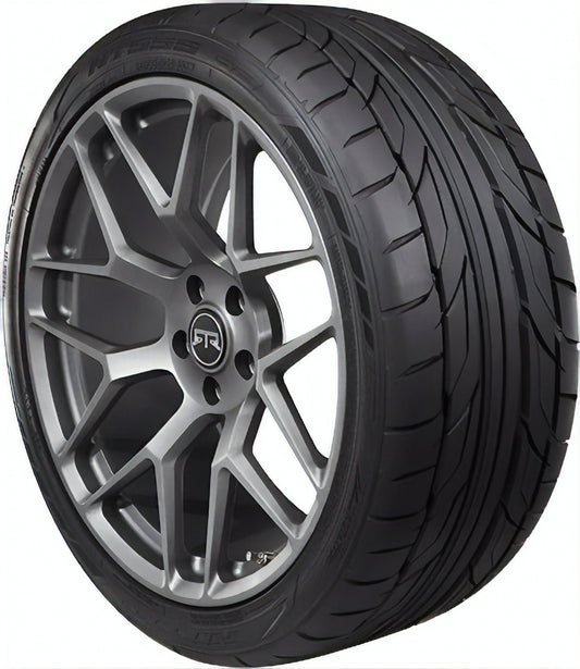 Nitto NT555 G2 255/45R18