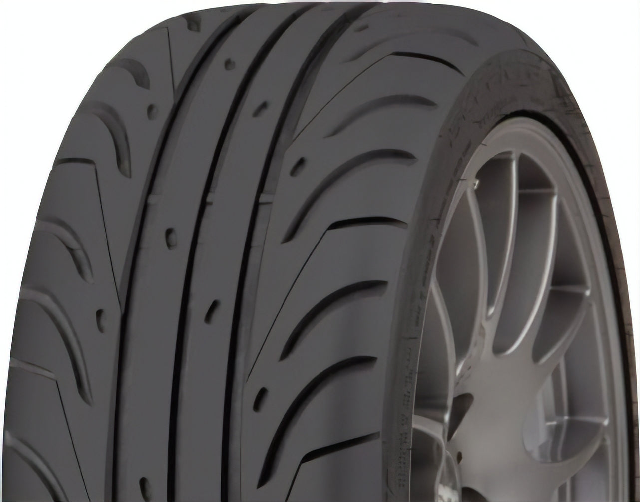 Accelera Iota ST68 255/45R20