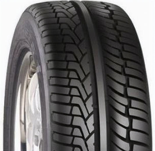 Accelera Iota 255/60R17