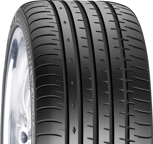 Accelera Phi 255/40R19