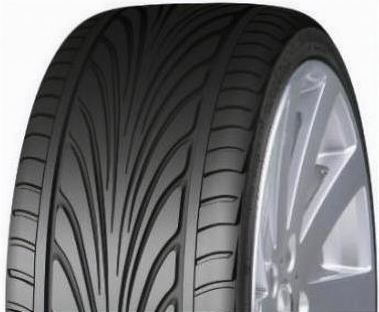 Accelera Sigma 215/35R18