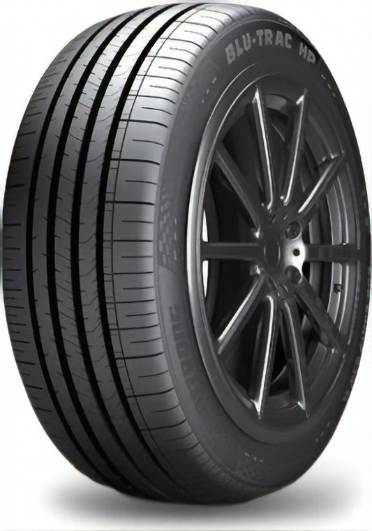 Armstrong Blu-Trac HP 225/40R18