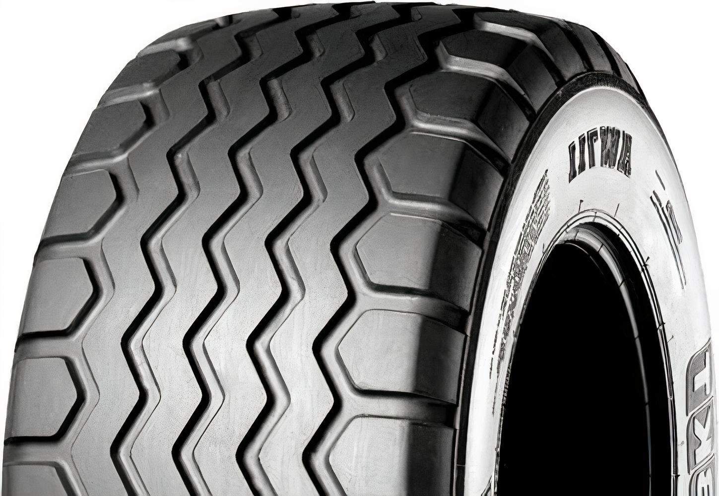 BKT AW 711 340/60R16.5