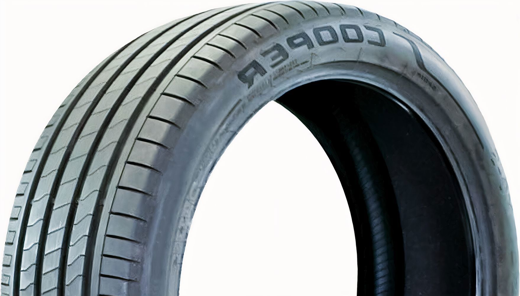Cooper Zeon CrossRange 235/55R19