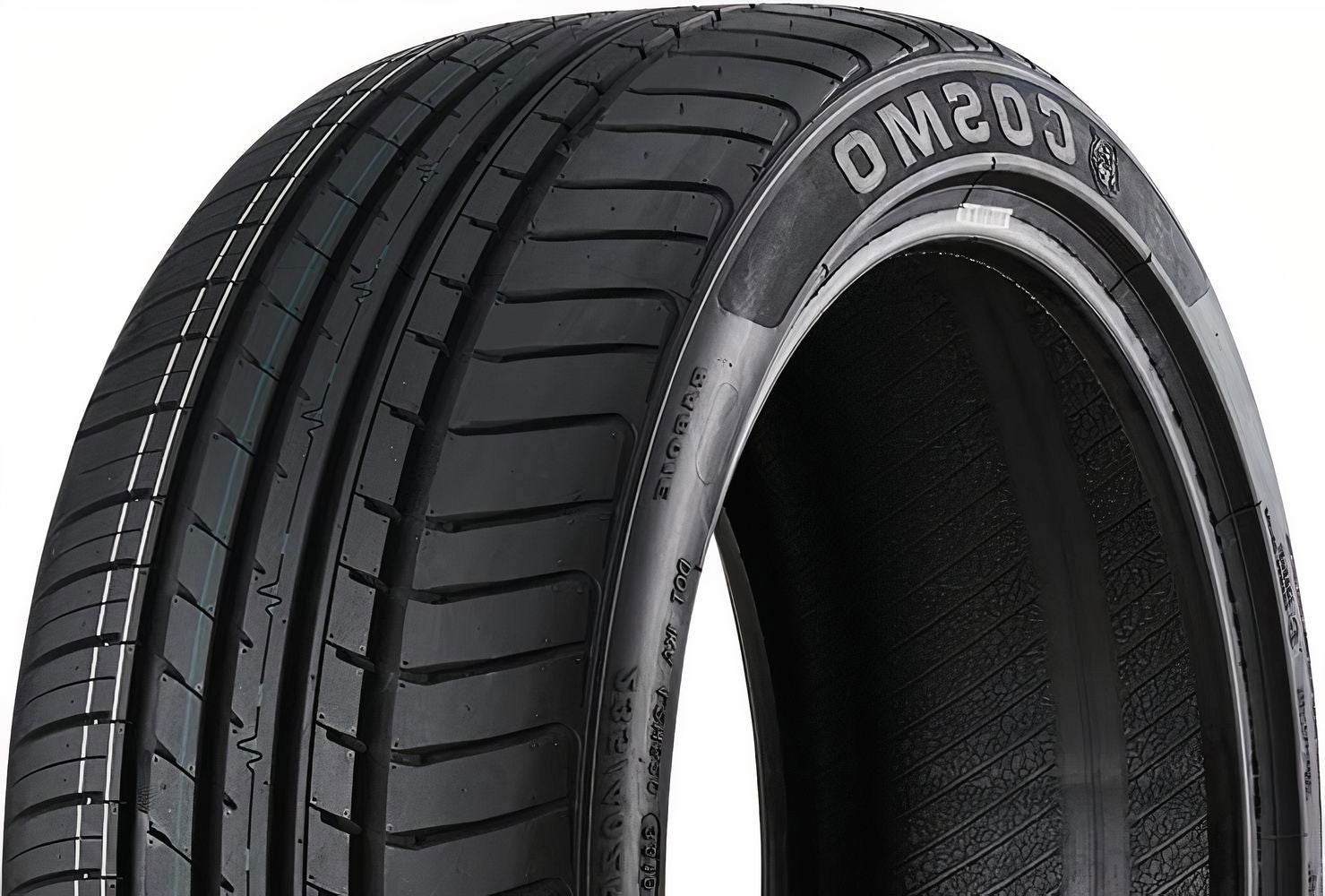 Cosmo MuchoMacho 245/45ZR19