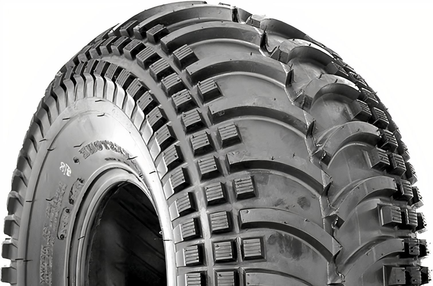 Deestone D930 22X11-9