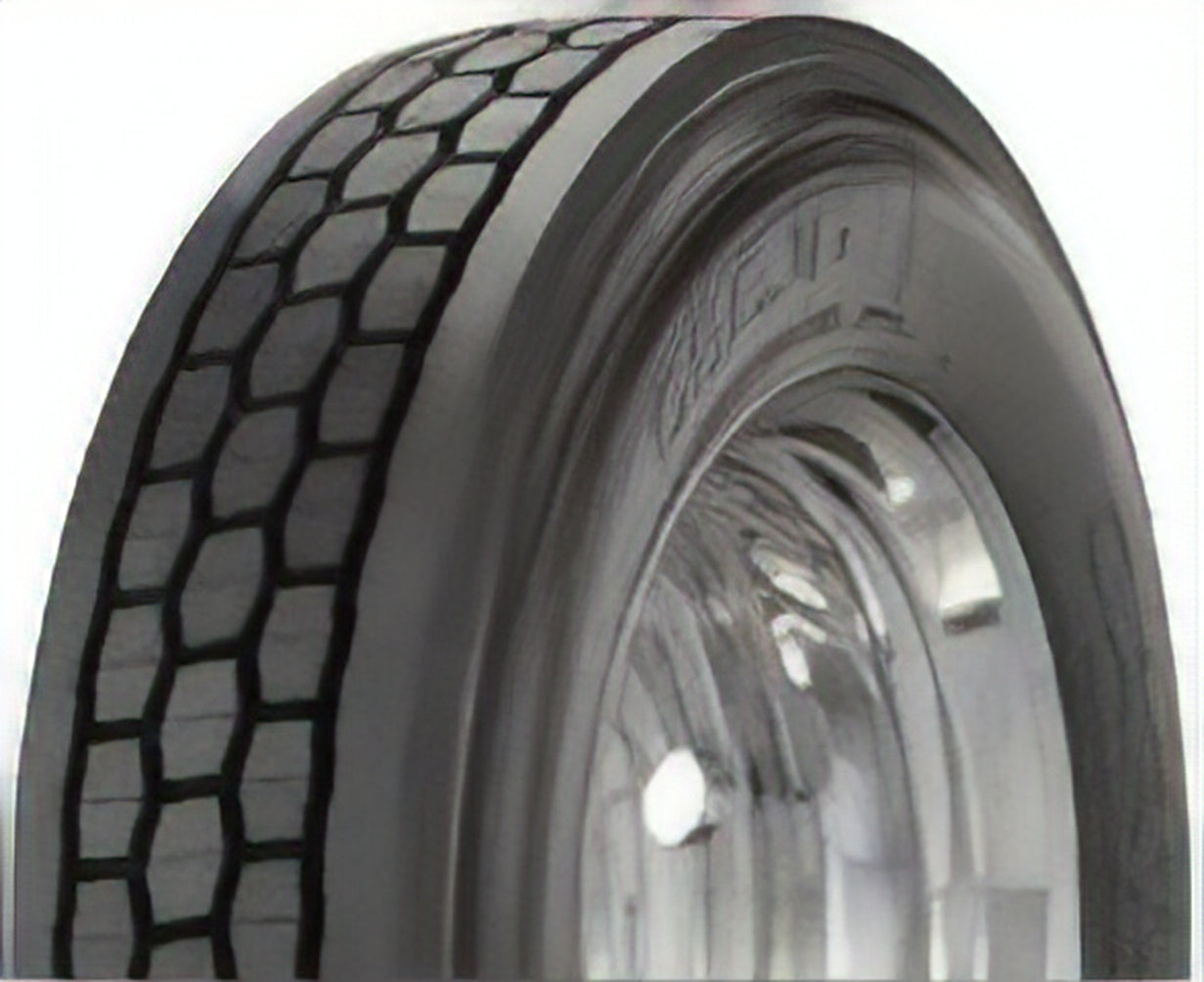 Dynatrac DL380 11R24.5