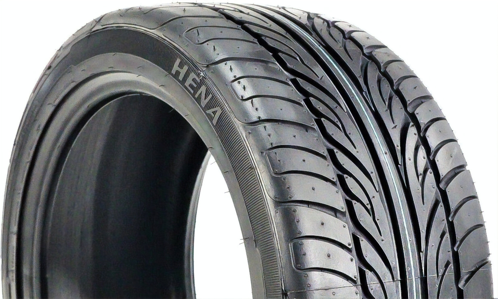 Forceum Hena 215/65R16