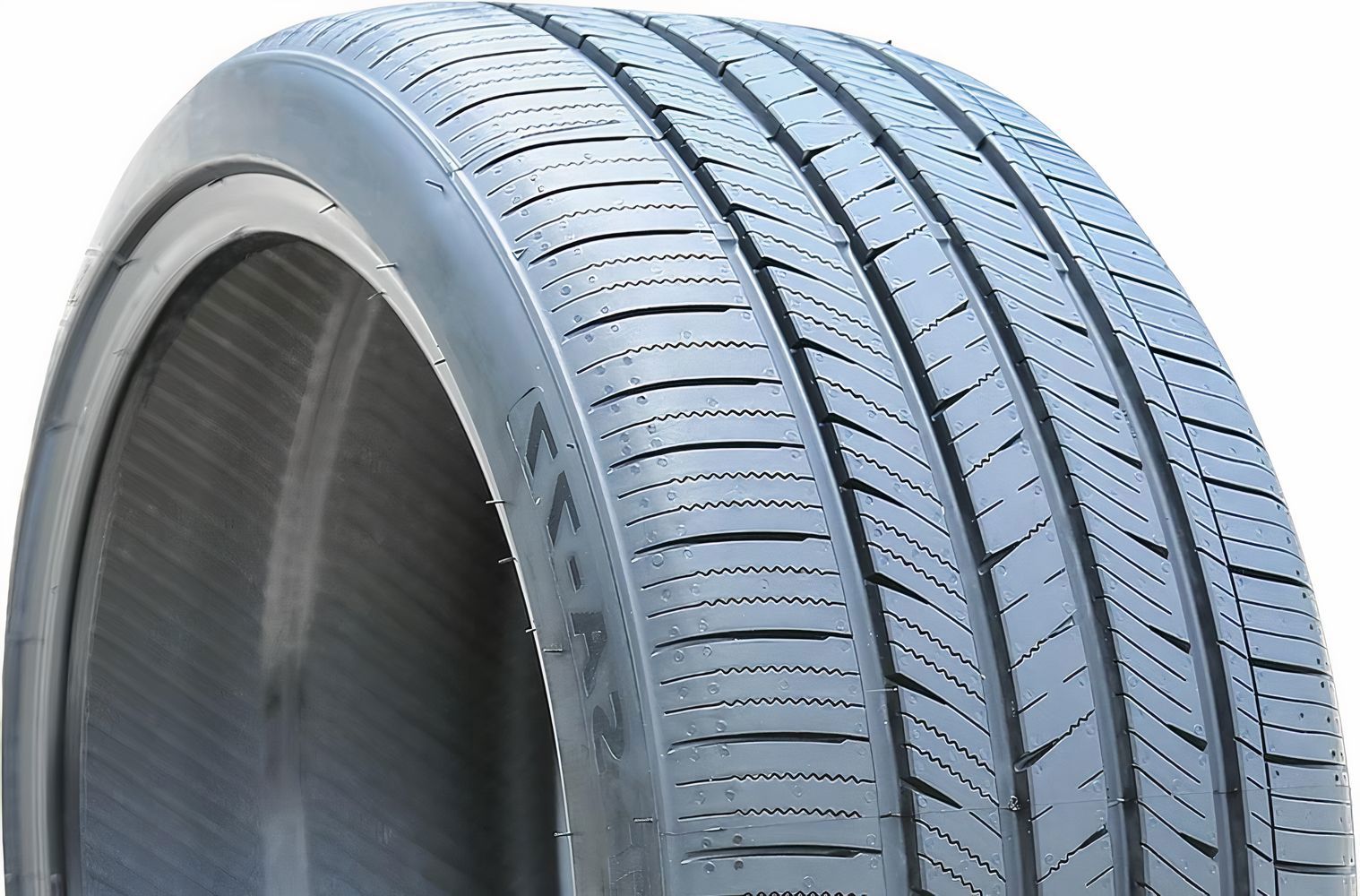 Goodride SA77 245/40R17