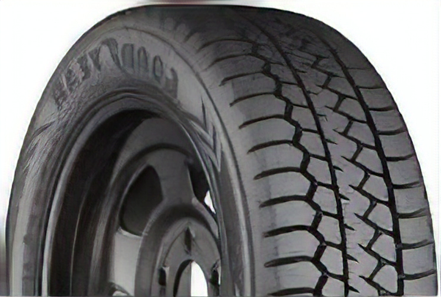 Goodyear Eagle Enforcer All Weather 225/60R18