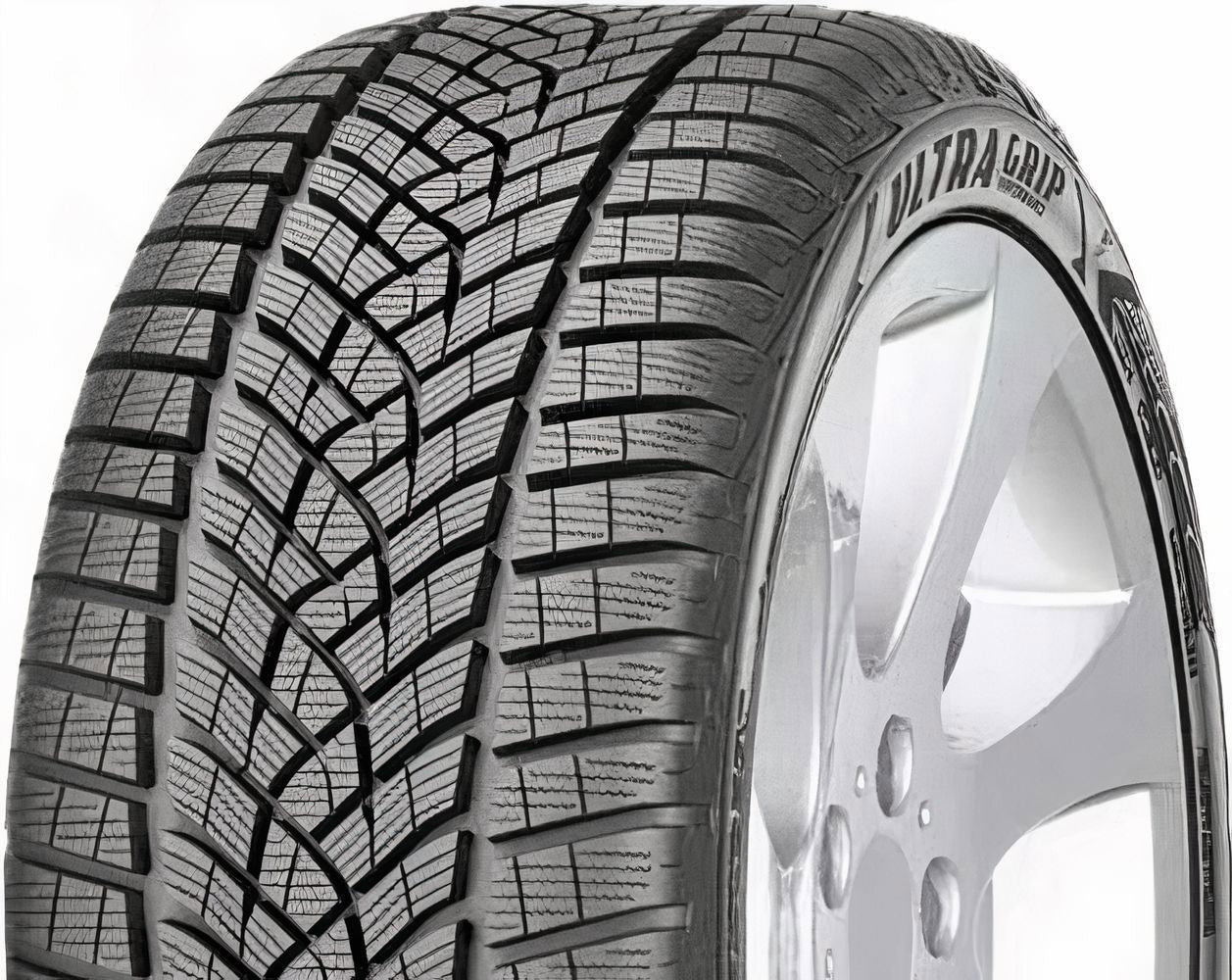 Goodyear Ultra Grip Performance Plus SUV 235/65R17