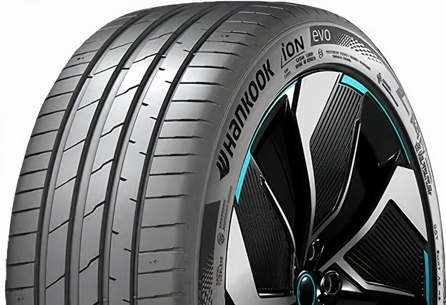 Hankook Ion Evo AS IH01 245/45R19