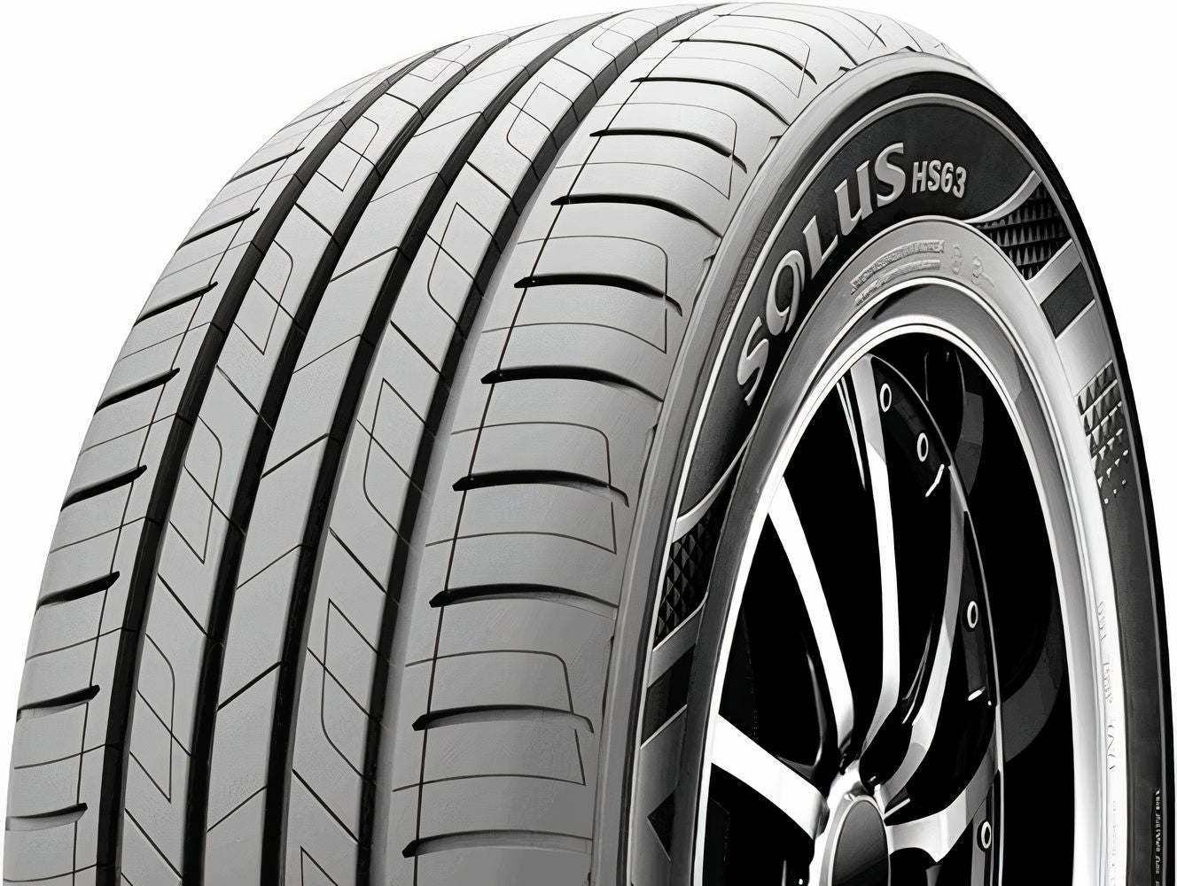 Kumho HS63 215/60R17