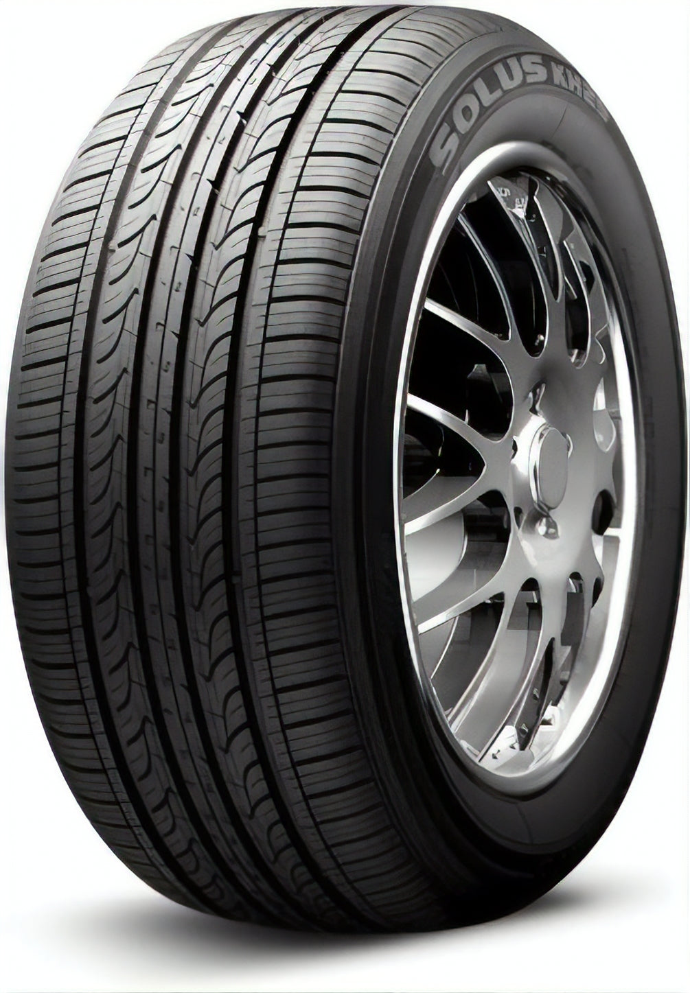 Kumho Solus KH25 215/40R18