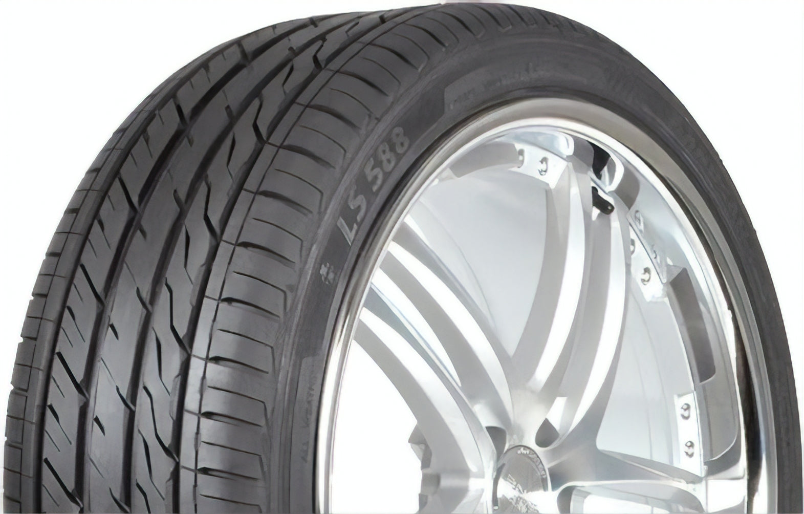 Landsail LS588 UHP 225/45R18