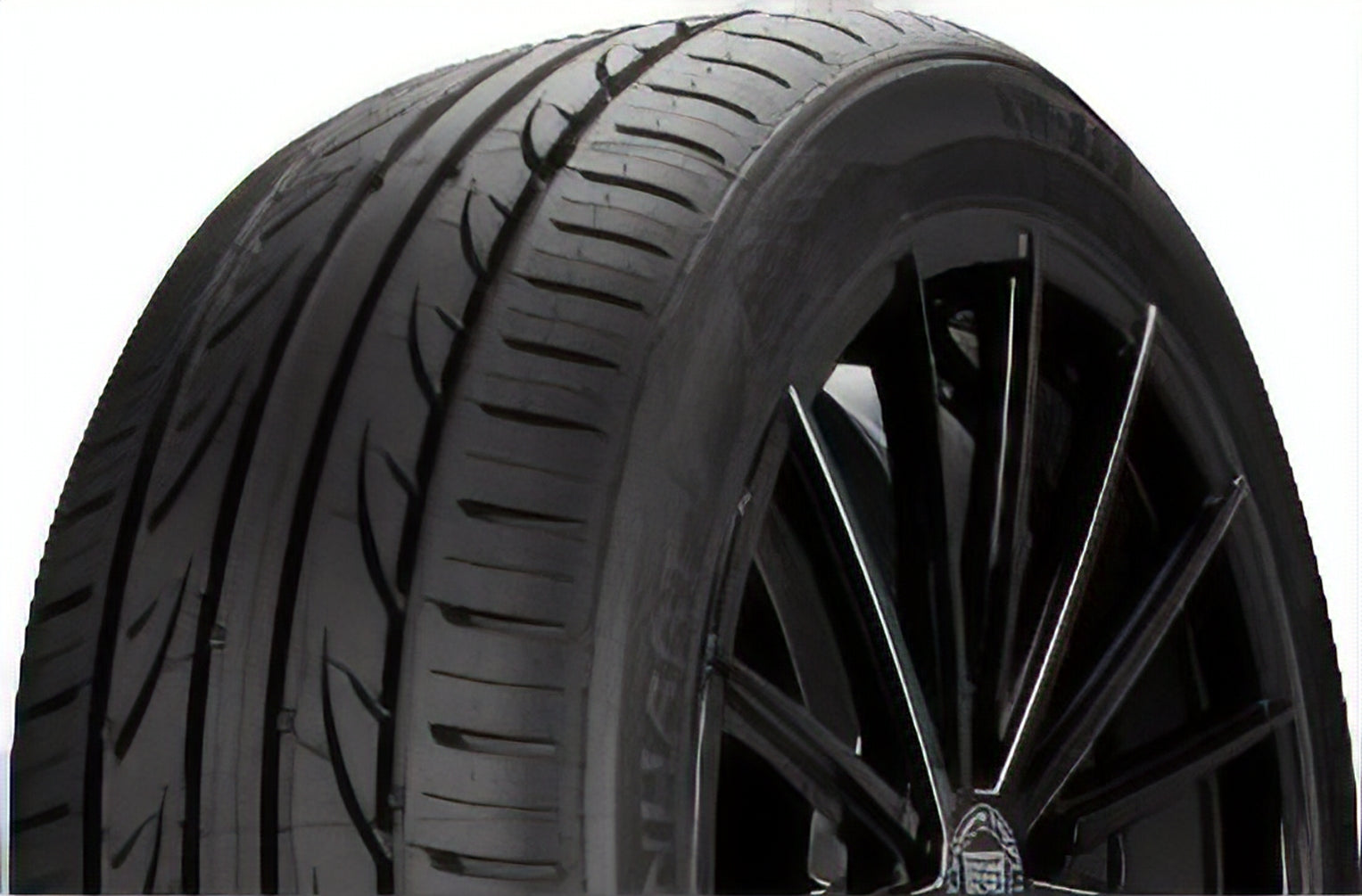 Lionhart LH-503 215/35ZR18