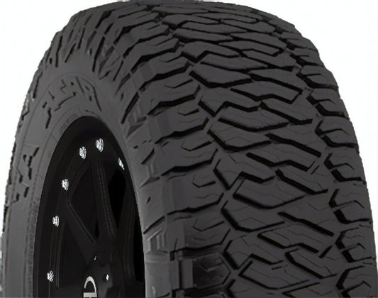 Maxxis Razr AT-811 245/65R17