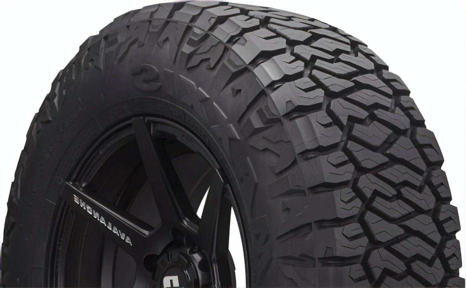 Maxxis Razr AT 235/65R17