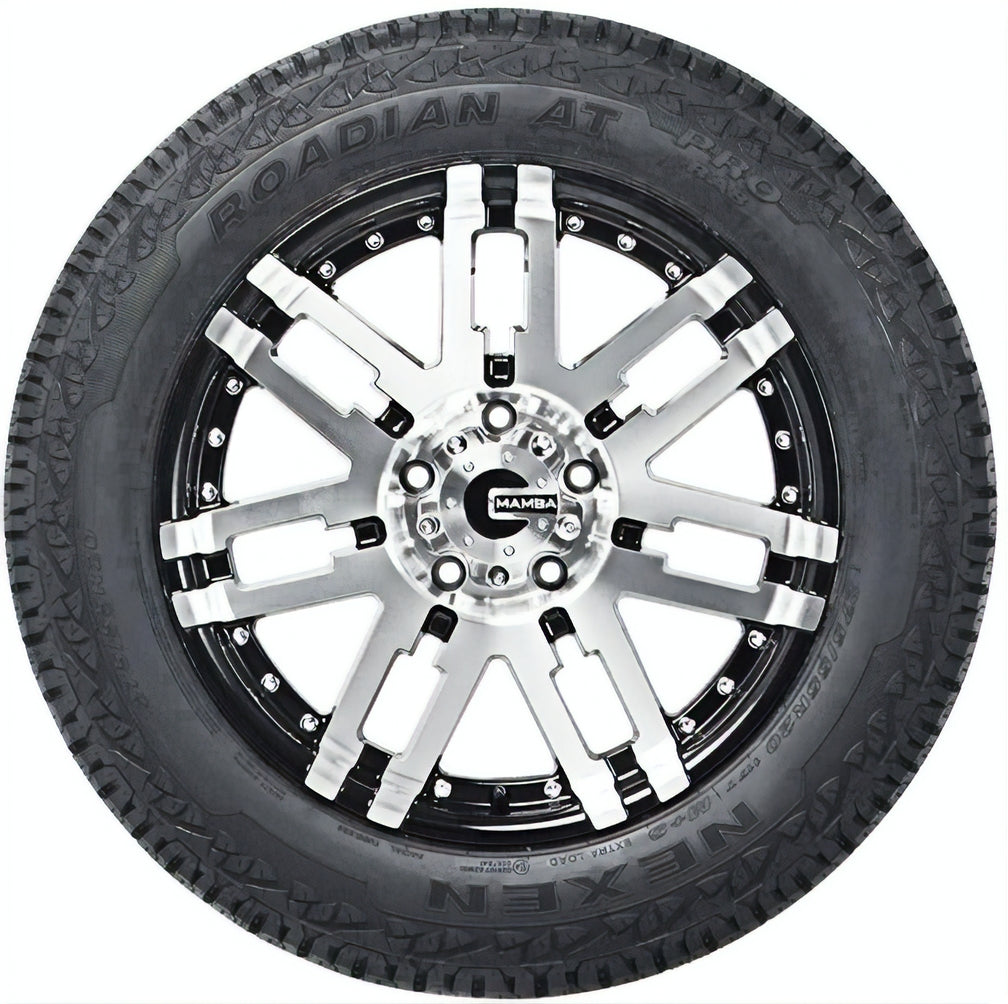 Nexen Roadian AT Pro RA8 265/70R17
