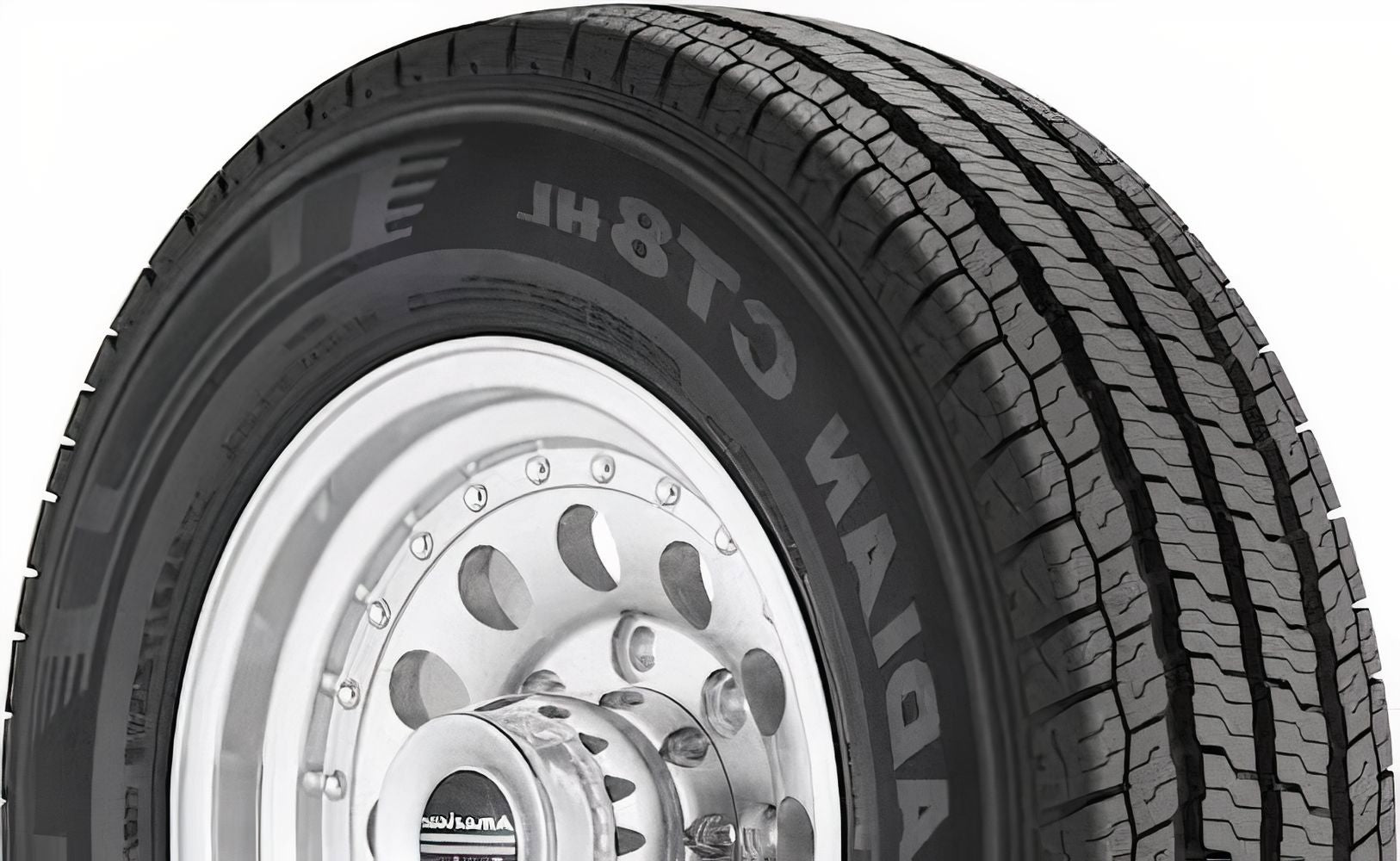 Nexen Roadian CT8 HL 215/85R16