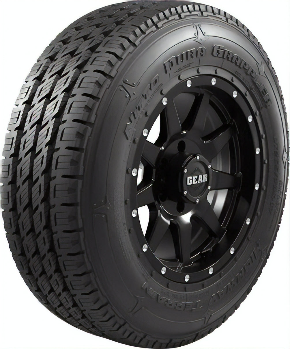 Nitto Dura Grappler 235/80R17
