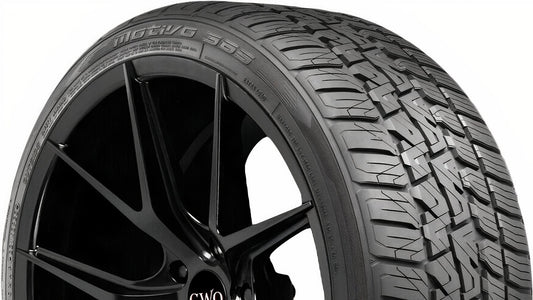 Nitto Motivo 365 235/40R18