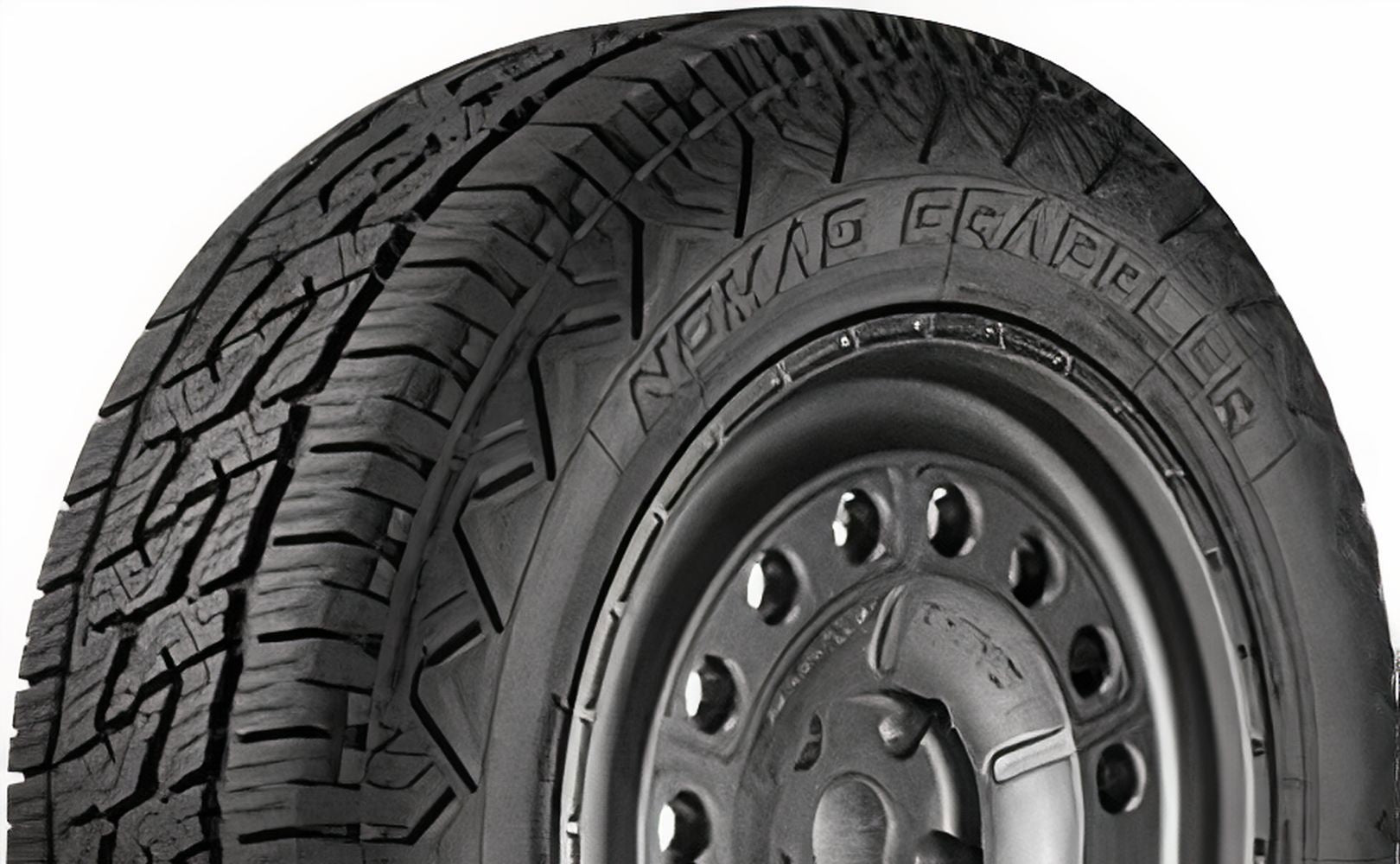 Nitto Nomad Grappler 285/45R22