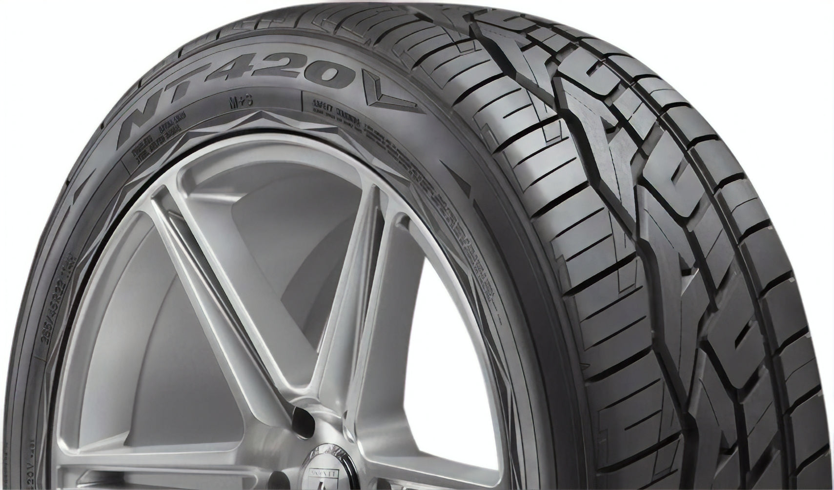 Nitto NT420V 285/50R20