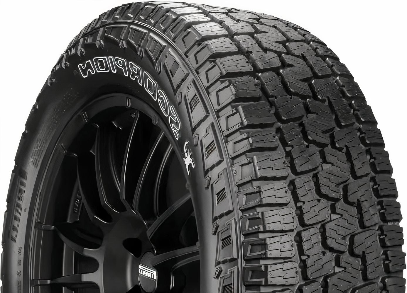 Pirelli Scorpion AT Plus 265/60R18