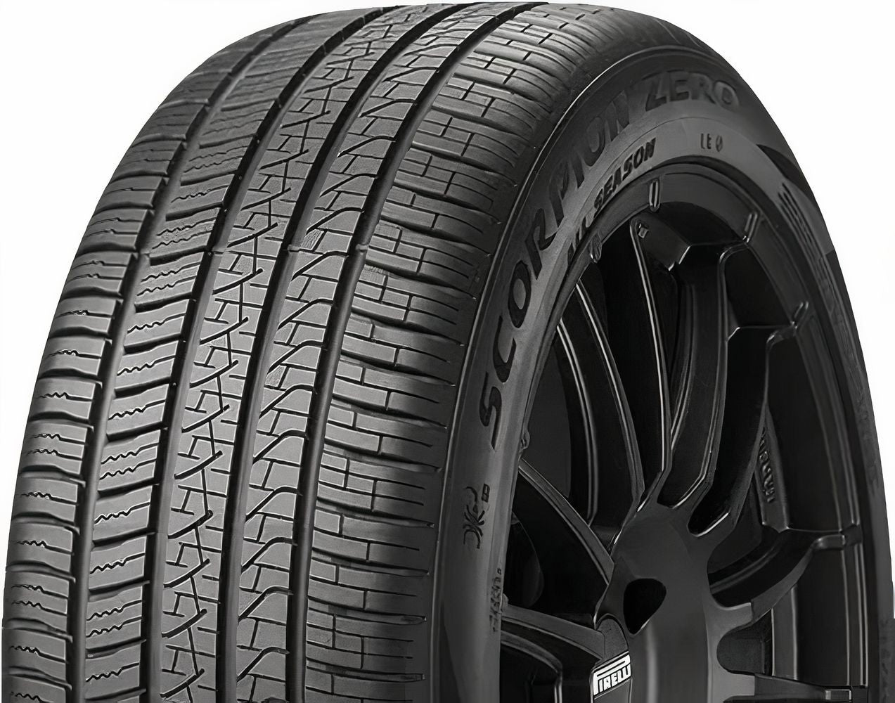 Pirelli Scorpion Zero All Season Plus 3 265/40R22