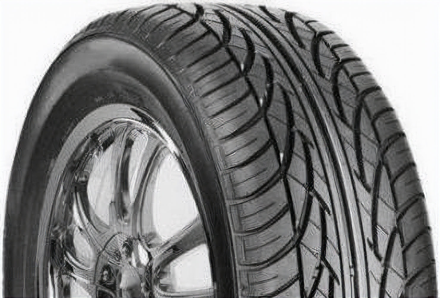Solar 4XS 225/45R18