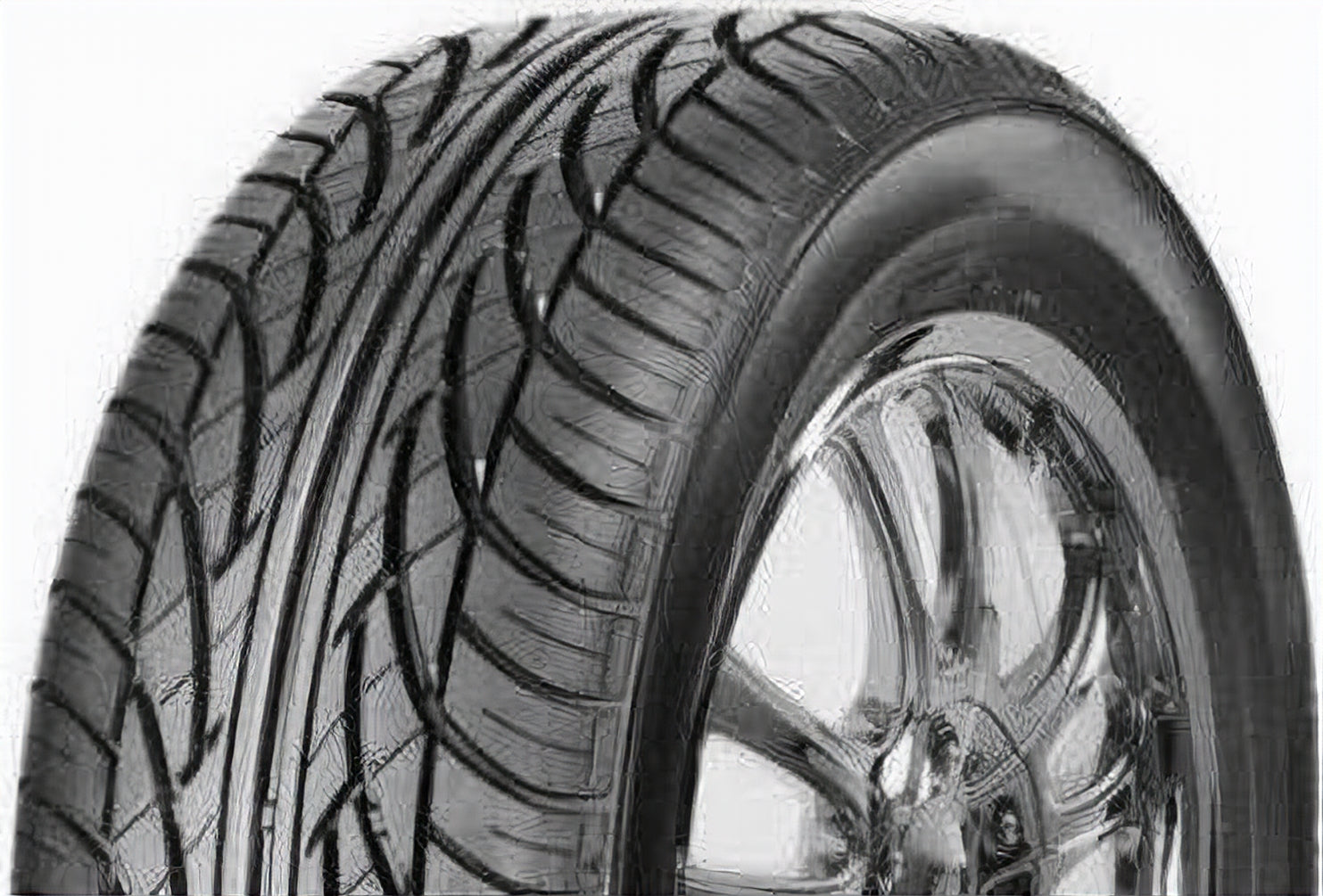 Solar 4XS 225/45R18