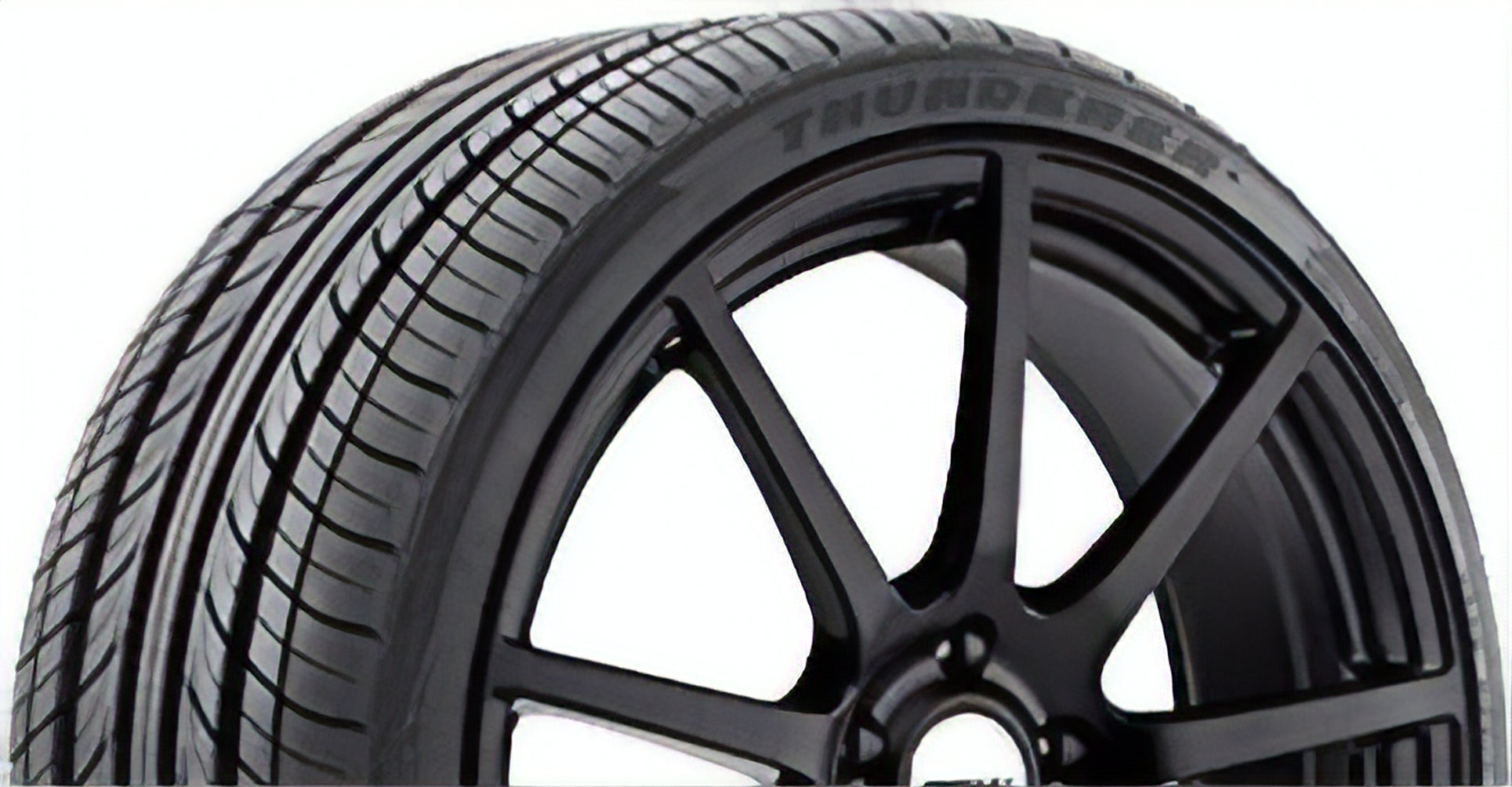 Thunderer Mach IV R302 235/40R18