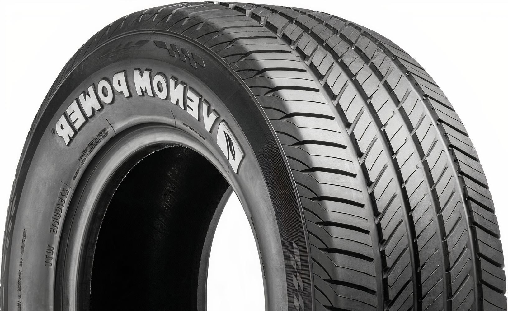 Venom Power Grand AM 235/70R15
