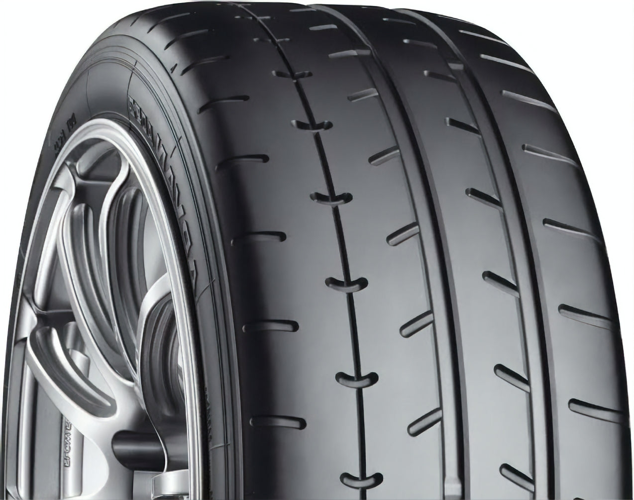 Yokohama Advan A052 205/50R15