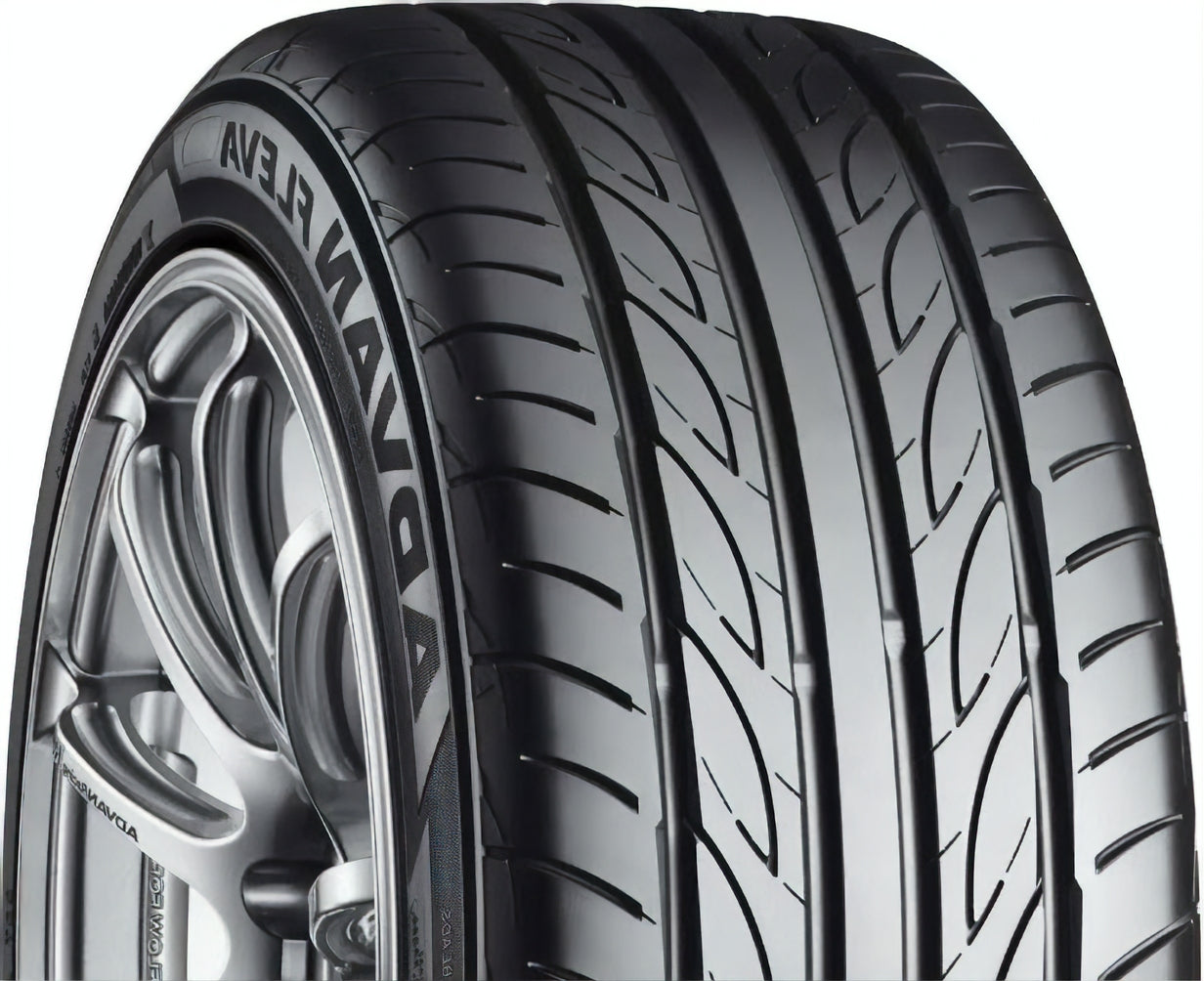 Yokohama Advan Fleva V701 195/50R15