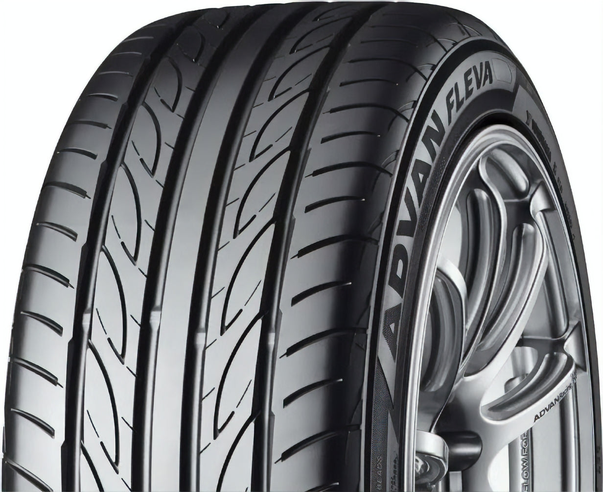 Yokohama Advan Fleva V701 195/50R15