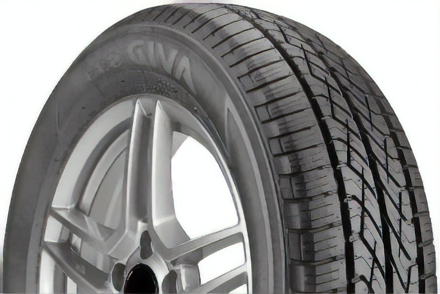 Yokohama AVID S33B 225/65R17