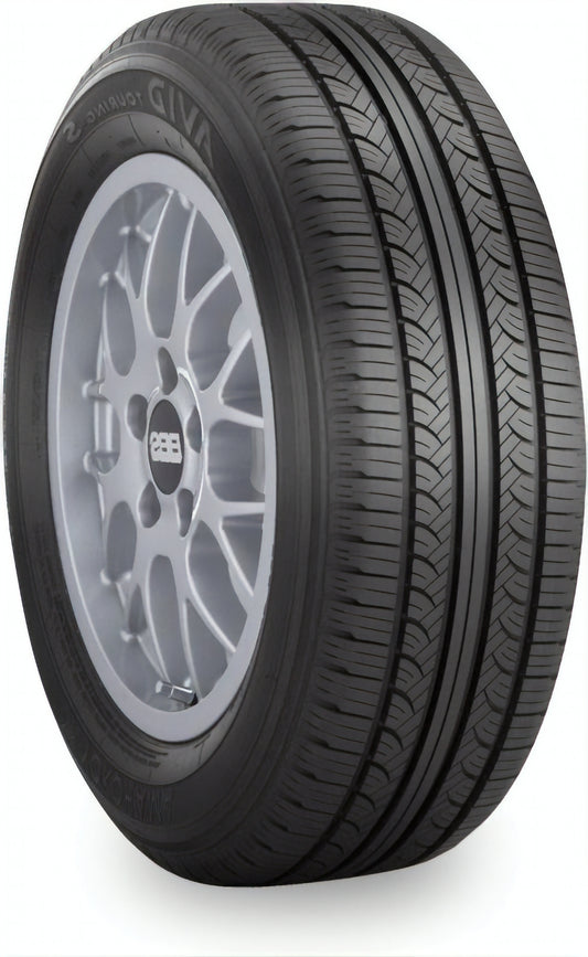Yokohama Avid Touring S 215/70R16
