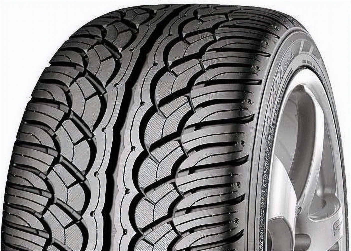 Yokohama Parada Spec-X 285/40R22