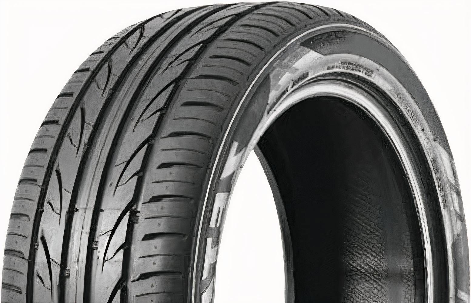 Zeta Meglio 215/40R18